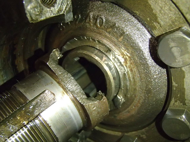 Differential housing